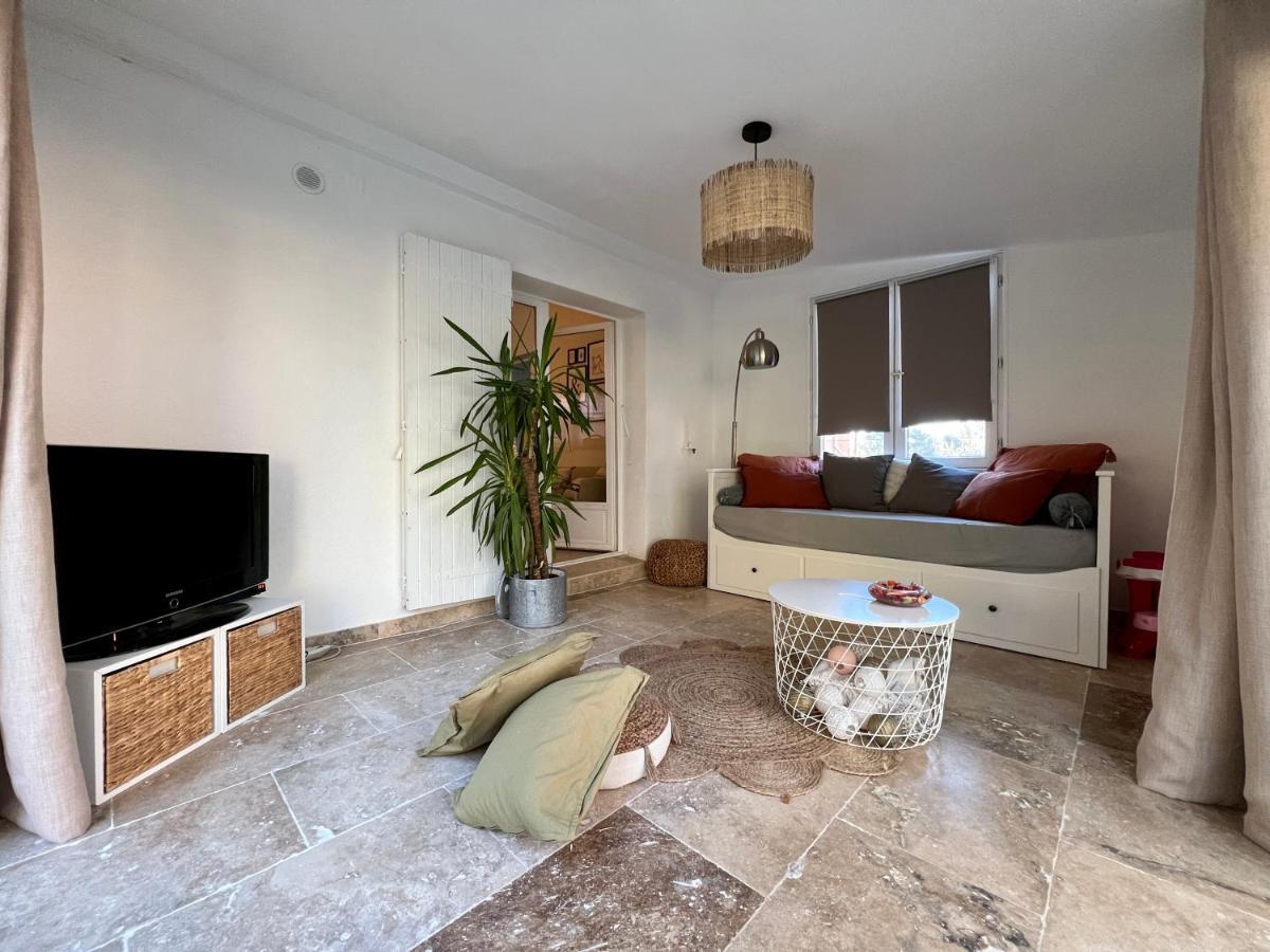 Maison Provencale Au Calme De La Campagne Avec Jacuzzi Aix-en-Provence Ngoại thất bức ảnh